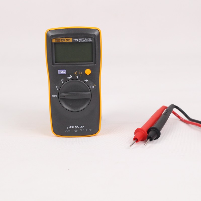 Fluke-101 l Aleti